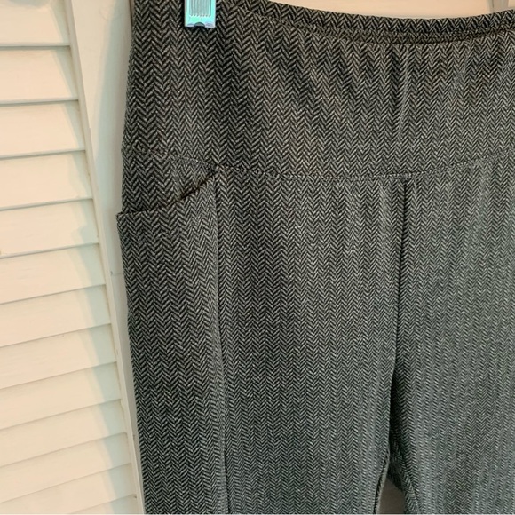 Soft Surroundings Gray Herringbone Leggings Womens S Pull-On Pockets 26" Inseam - Picture 3 of 13